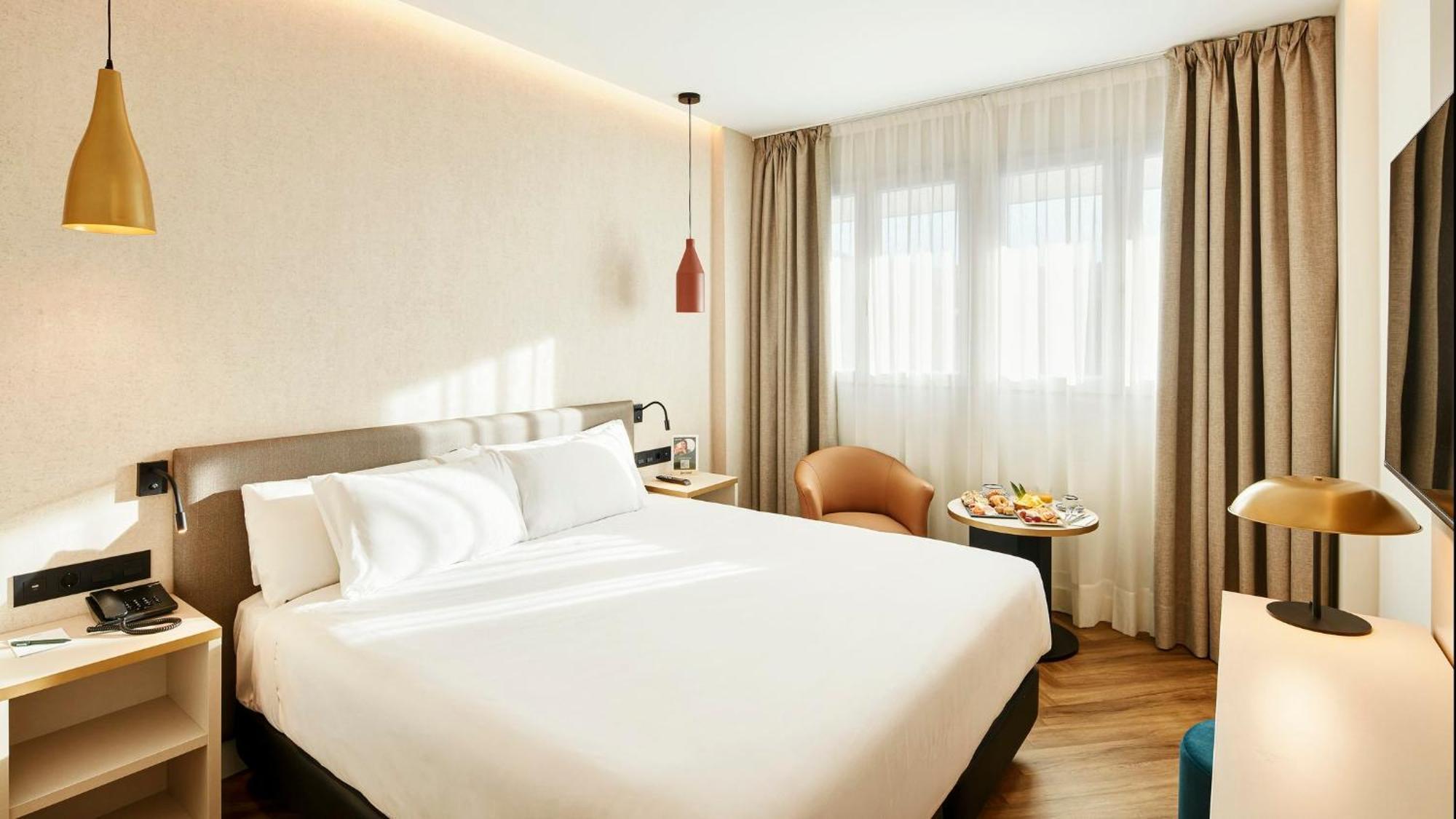 Double or Twin Room with Balcony,1742583502:JPEG